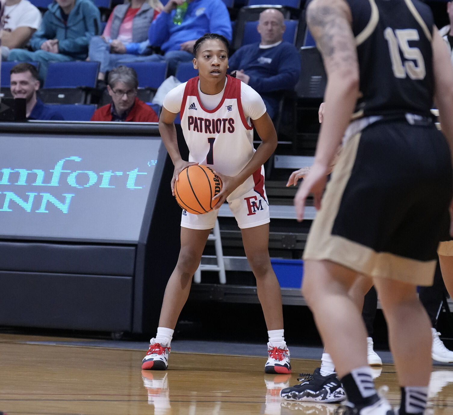 2023DLY0172FMU-UNCP230121.jpg